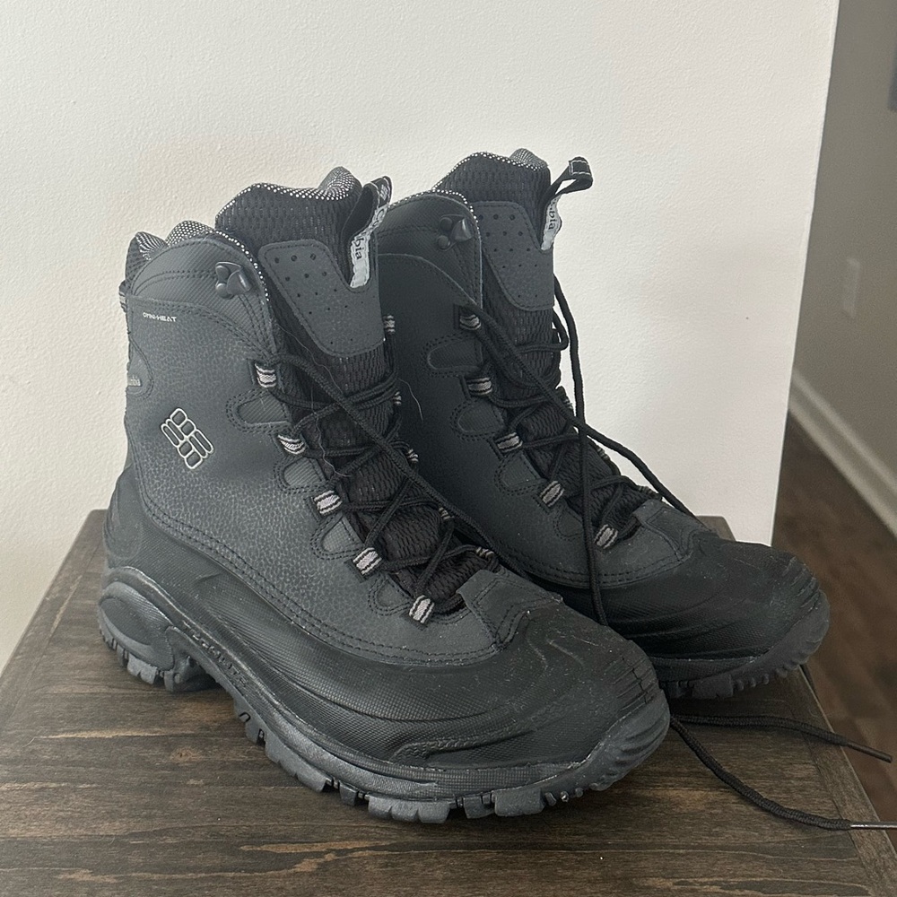 Men’s Columbia Snow Boots Size 10